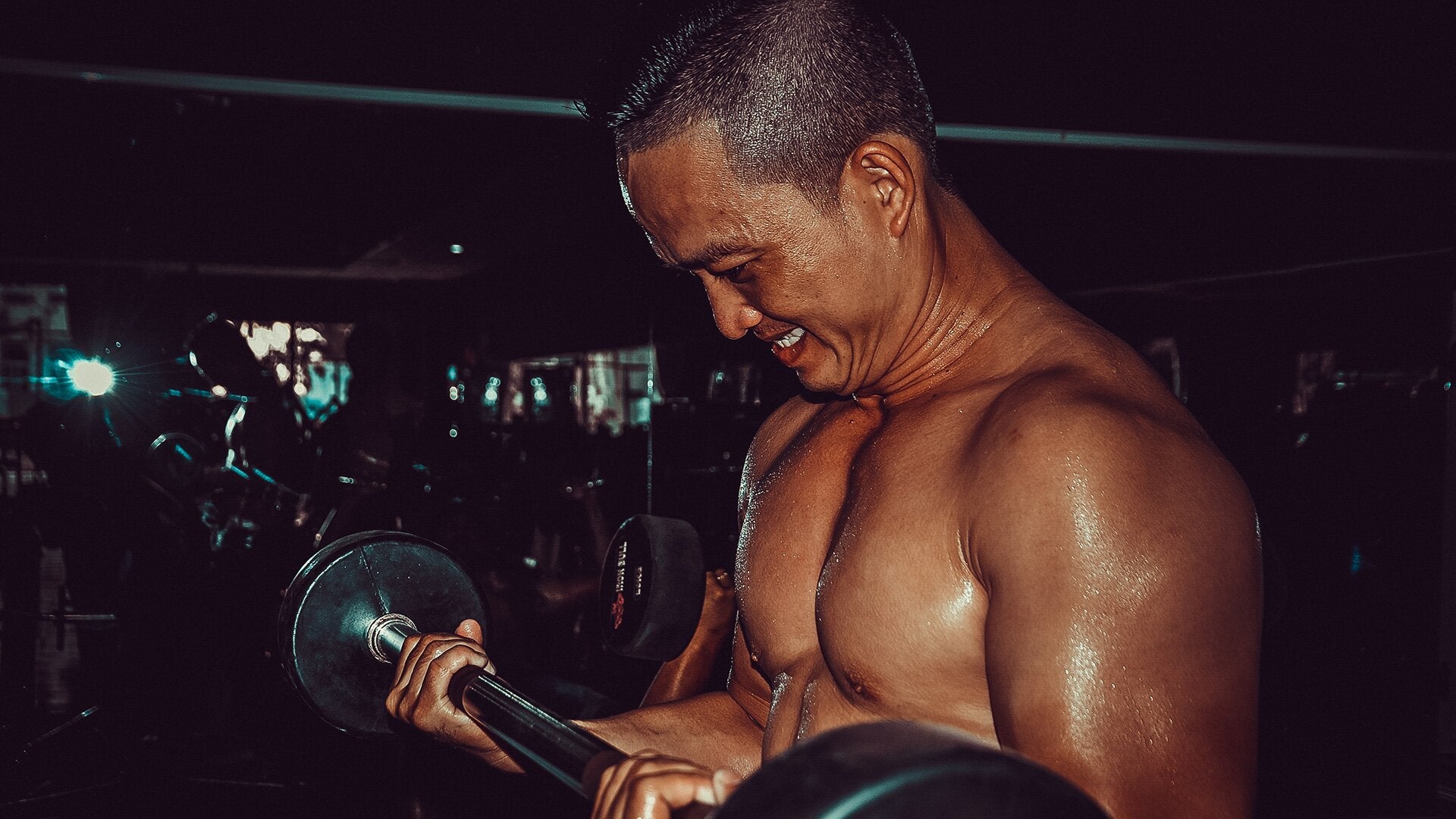 Building the Mind-Muscle Connection - Bodybuilding.com