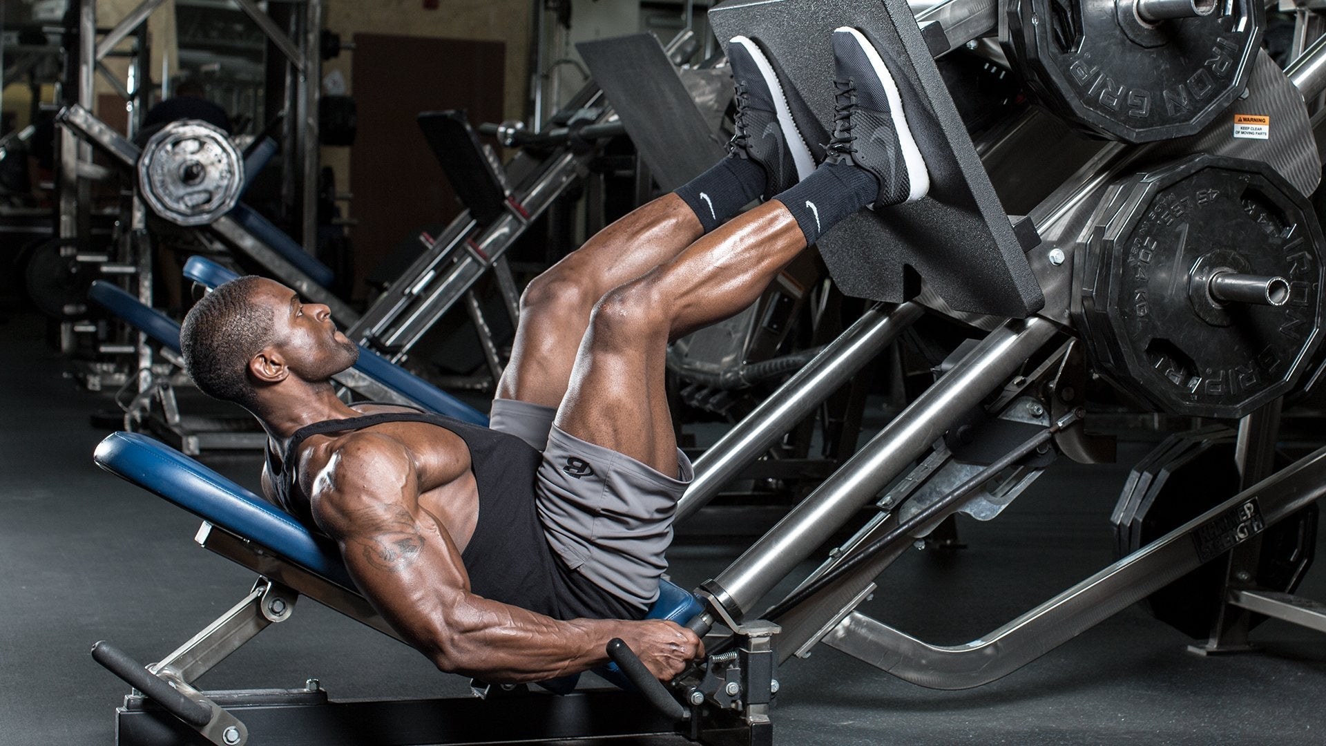 Leg Workouts For Men: Get Thicker Quads, Glutes, and Hams