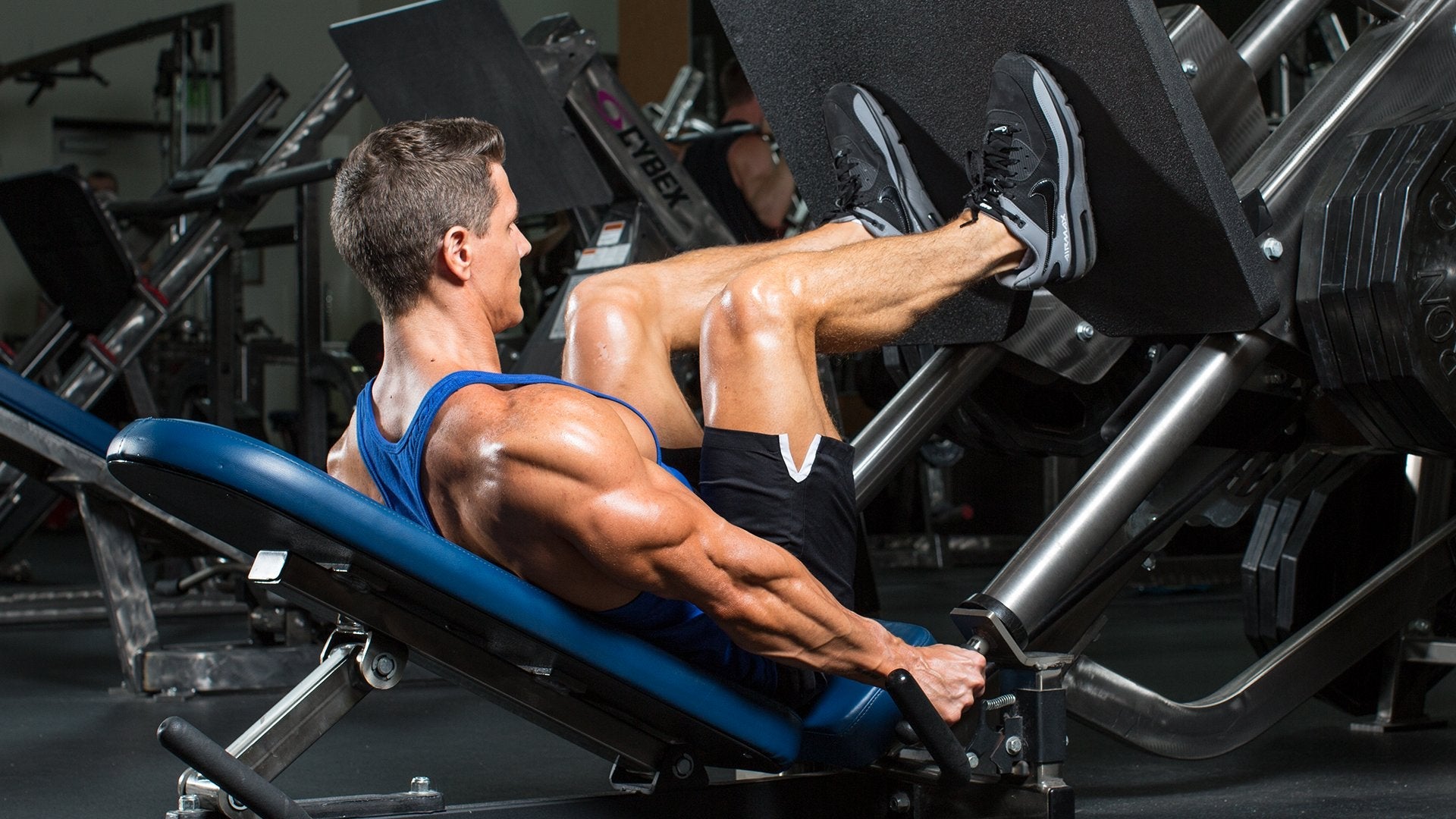 The Best Workouts to Get Bigger Legs - Bodybuilding.com